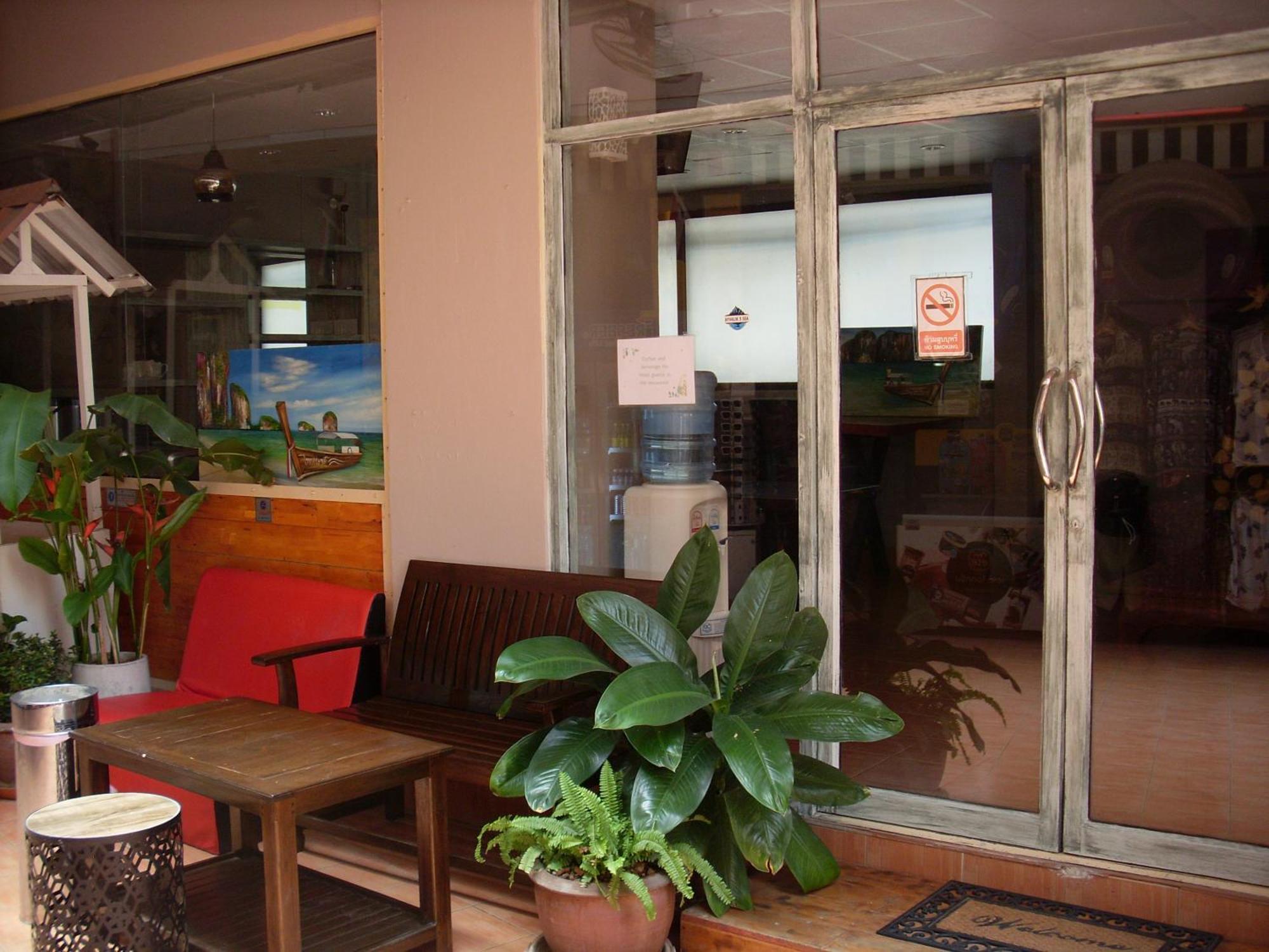 The Taksim Patong Beach Hotel Екстер'єр фото